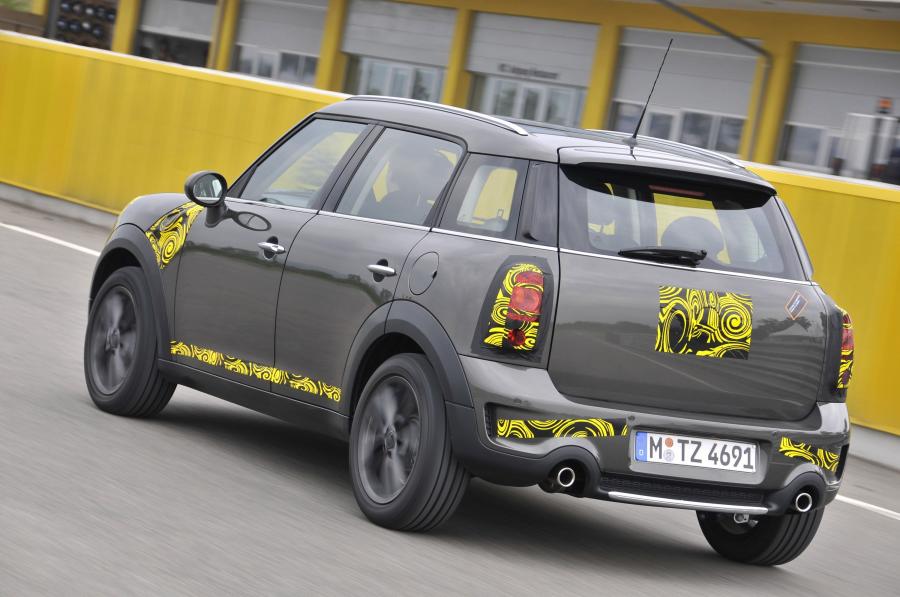  Mini Cooper Countryman 2011 года  (фото 145 из 160)